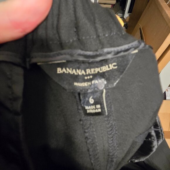 Banana Republic Hayden Pull-On Tapered Soft Ankle Pant, Black - Women's 6 - Picture 3 of 4